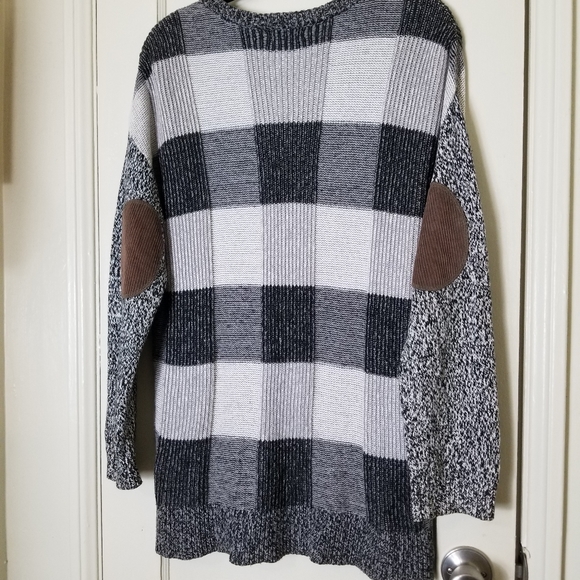 BDG gray buffalo plaid elbow patch long sleeve sweater tunic - Picture 9 of 11